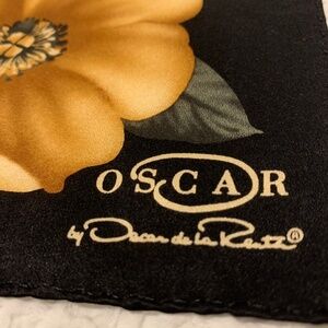 Silk scarf Oscar de la Renta